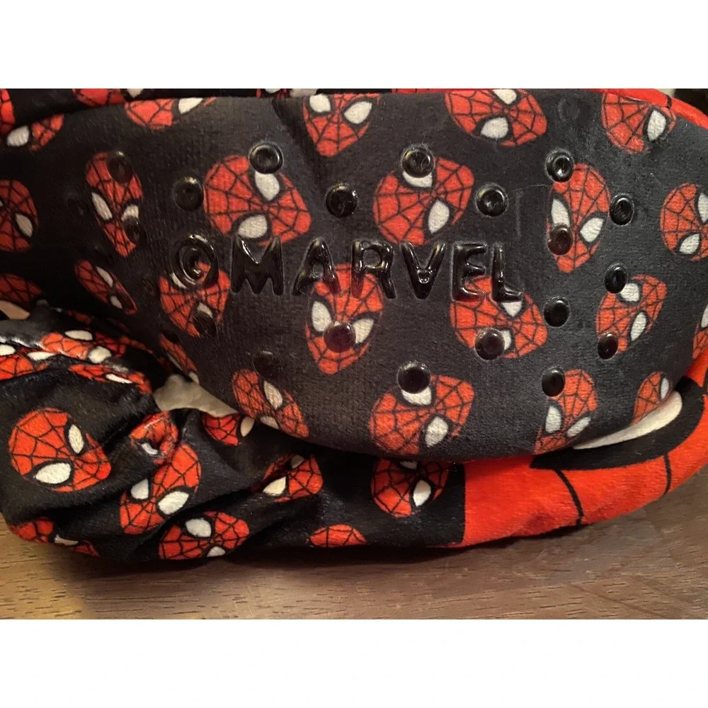 Marvel Spiderman Babba Slippers Kids Size 13-4 Fleece Sherpa Warm Non Skid